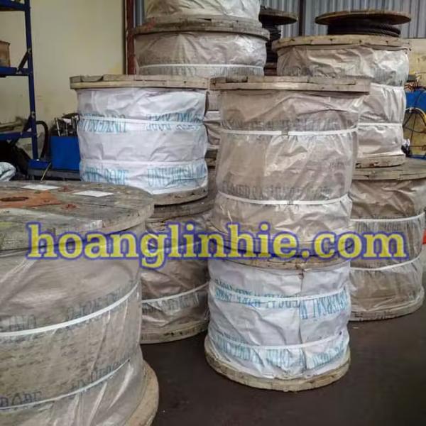 Crane cable UNIVERSAL WIRE ROPE STEEL CABLE
