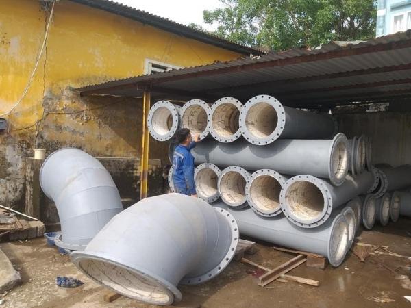 Co thép 90 độ lót sứ chịu mài mòn
