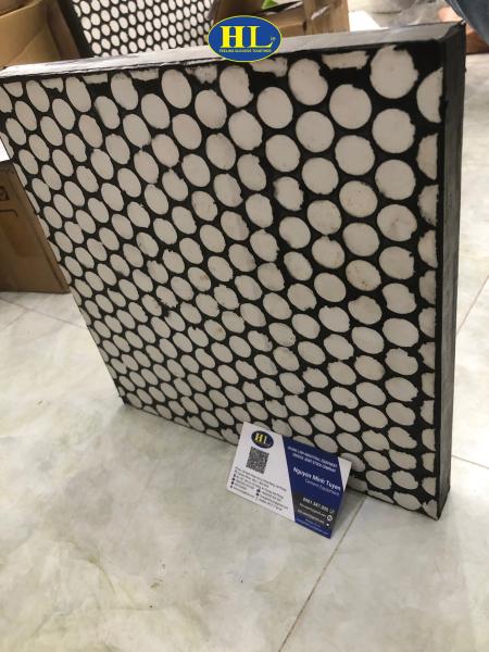 Tấm Ceramic Đệm Cao Su Chống Mài Mòn – Giải Pháp Tối Ưu Từ HLie