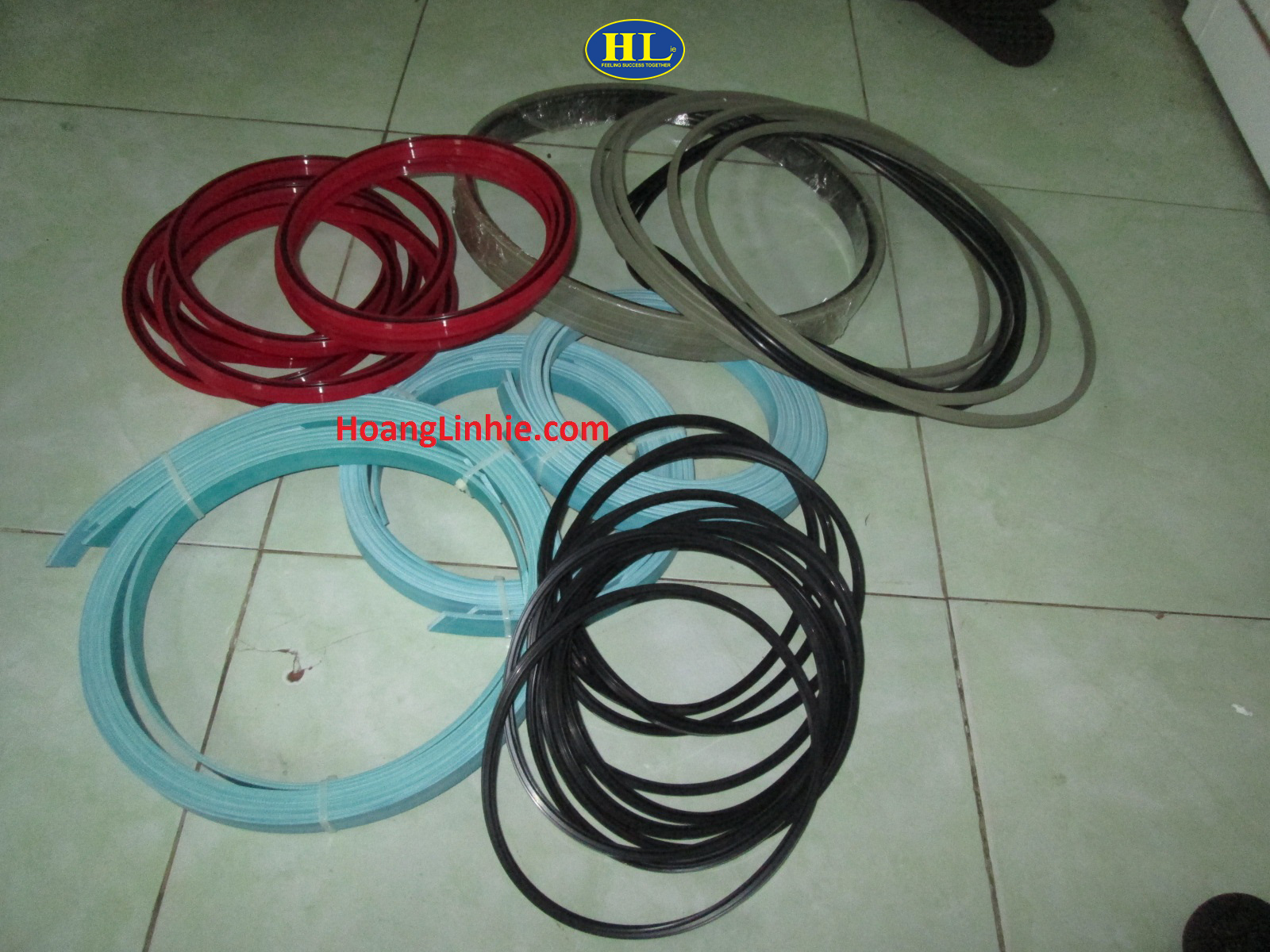 Phớt Xi Lanh Máy Nghiền Than, Nghiền Liệu, Nghiền Xi Măng - Giải Pháp Toàn Diện Từ HLie