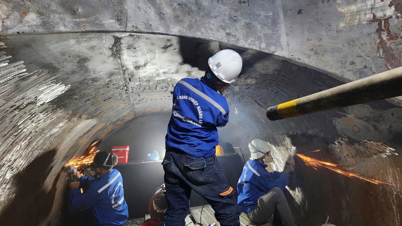 On-site rubber lining application